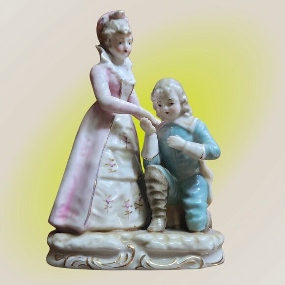 Ardalt Porcelain French Courting Couple Ceramic Figurine Vintage Handpainted - Picture 1 of 15